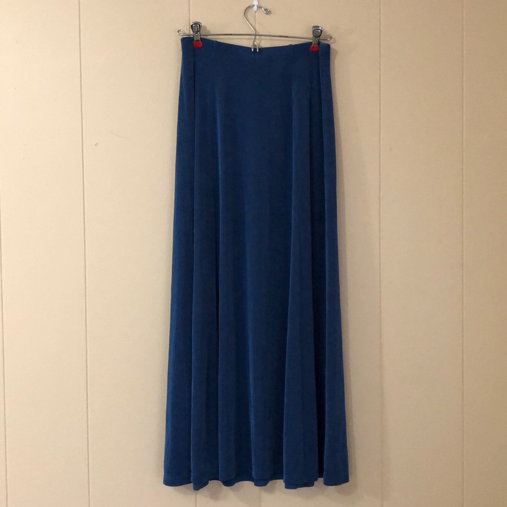 Chico’s travelers teal skirt